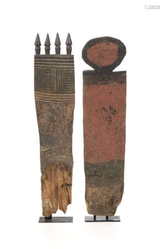 Deux gardiens de sommeil Gurage, bois et pigments, Ethiopie,...