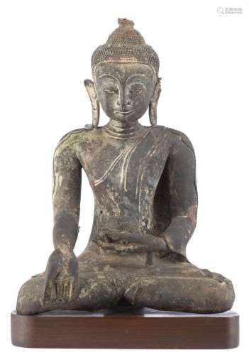 BIRMANIE, Bouddha en bronze représentant Ratna Sambhav