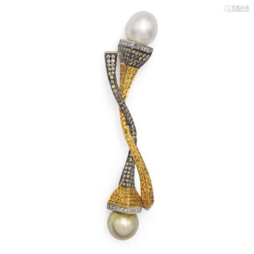 18kt yellow and black gold pendant with diamonds and pearls