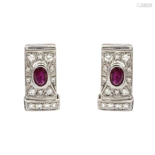 18kt white gold rubies and diamonds lobe earrings