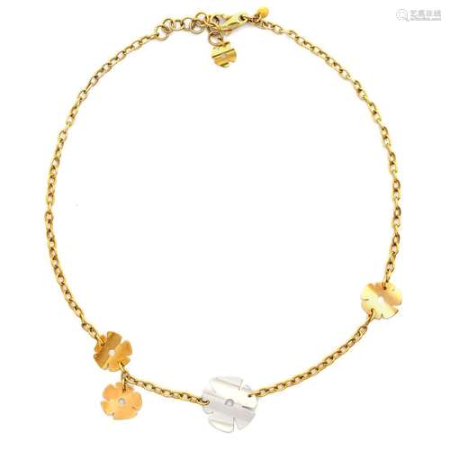 18kt three-color gold flower necklace