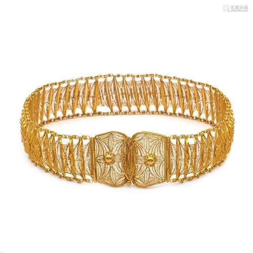 Rare 21kt gold filigree belt