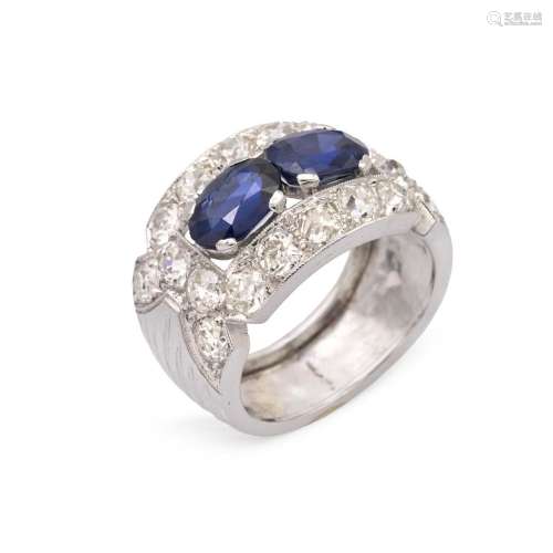 18kt white gold sapphire and diamond band ring