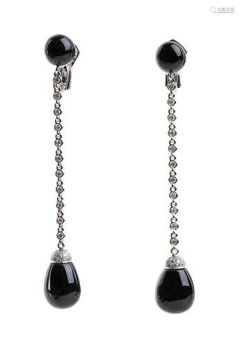 Onyx diamond gold dangle earrings collection JOYFUL - mark o...