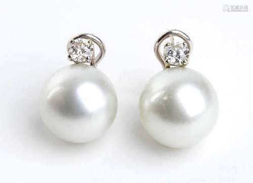 Australian pearl diamond gold earrings