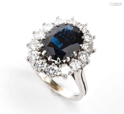 Blue sapphire diamond gold ring