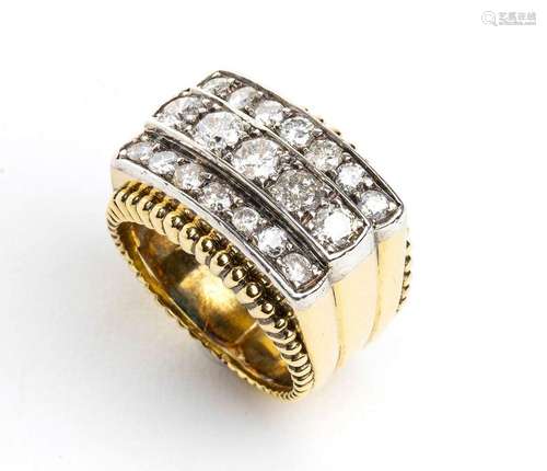 Diamond gold band ring