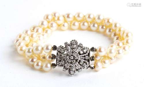 3 cultured pearl strand diamond gold bracelet