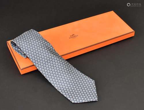 Hermès-Krawatte.