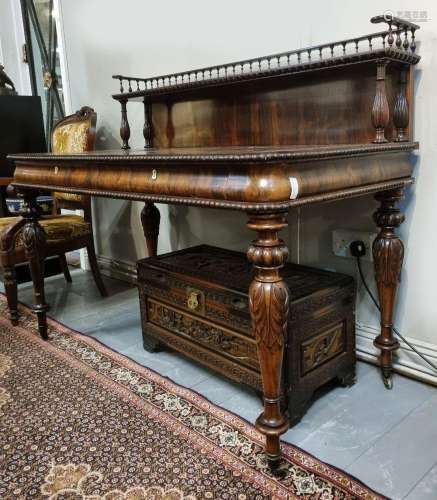 19TH-CENTURY ROSEWOOD LIBRARY TABLE