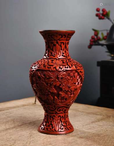 北京漆雕厂铜胎珐琅漆雕花瓶