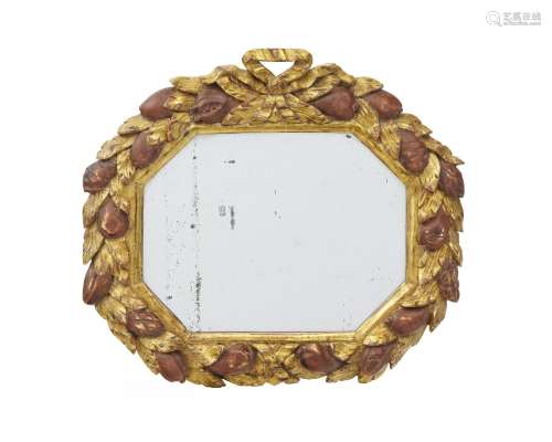 Miroir, XIXe s., en bois sculpté doré et peint marron, 47x53...