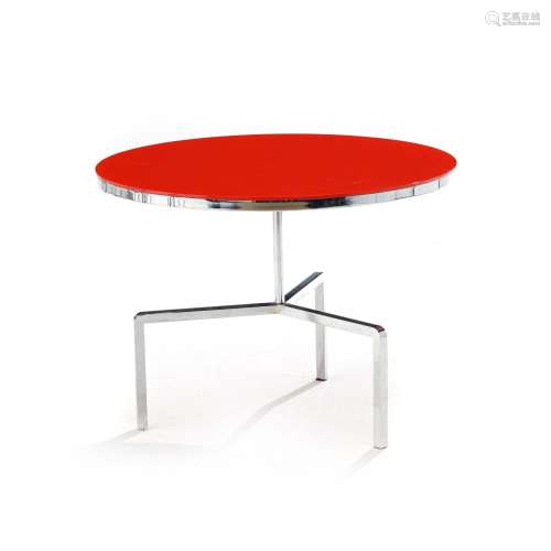 Table basse, édition Flexform, piètement en aluminium chromé...