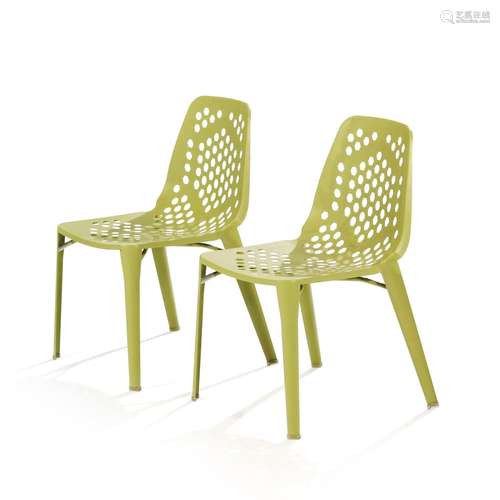 Paire de chaises de jardin, édition Emu, XXIe s., en métal p...