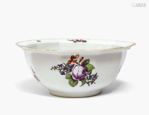 A bowl - Meissen, mid-18th century