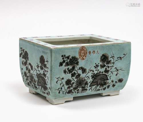 A jardinière - China, late 19th/early 20th century