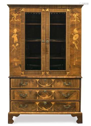 A commode with display cabinet - Netherlands, 19th century