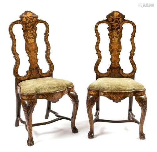 A pair of chairs - Rhenish, 18th century