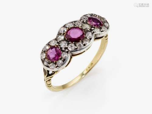 A historical entourage-set ring decorated with diamonds and ...