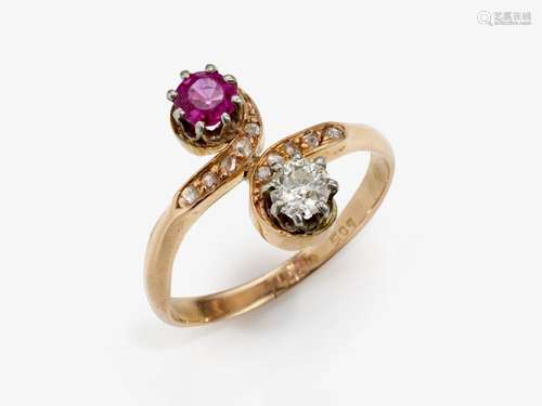 A Vis-à-vis ring with diamonds and a ruby - Germany, circa 1...