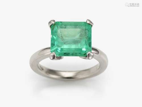 An emerald ring