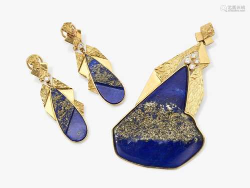 A pendant and a pair of drop earrings with lapis lazuli and ...