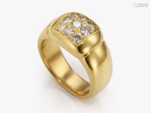 A ring with brilliant-cut diamonds
