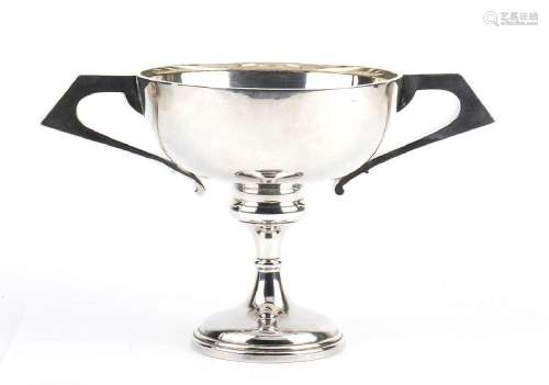 English Art Deco sterling silver cup - London 1912 mark of H...