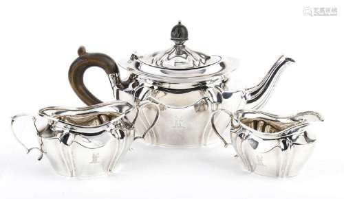 English Victorian sterling silver three pieces tea set - She...