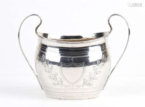 English Edwrdian sterling silver sugar basket - Chester 1901...