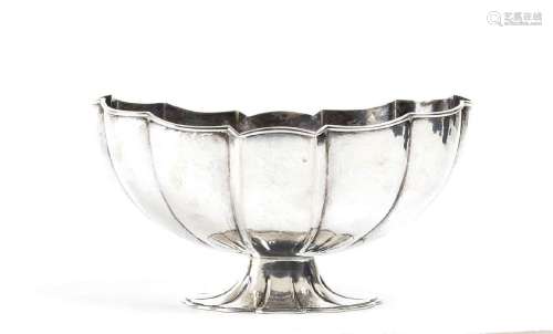 Italian silver basket - Milan 1935-1945, mark of MARIO BUCCE...