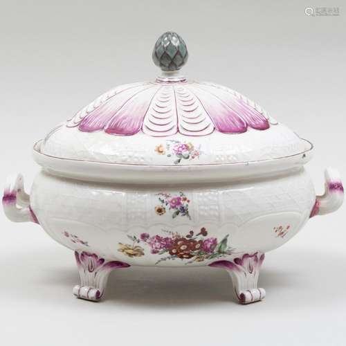 German Hochst Porcelain Tureen