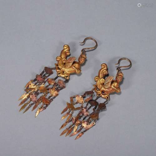 A pair of gilding silver bird shaped earrings