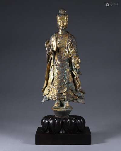 A gilding copper Guanyin statue