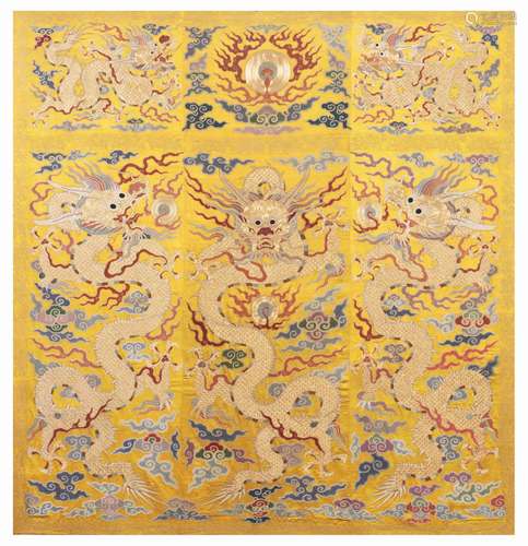 A dragon embroidered hanging screen, Qing dynasty mark