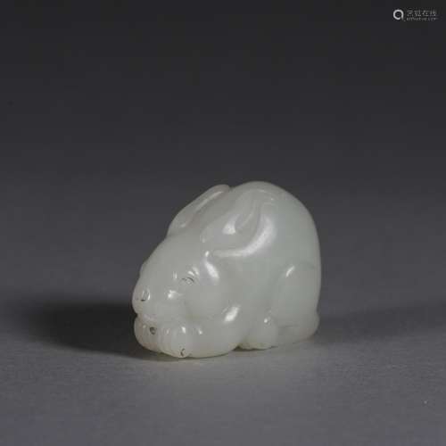A jade rabbit shaped pendant