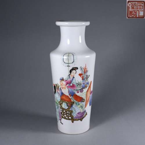 A famille rose figure porcelain vase