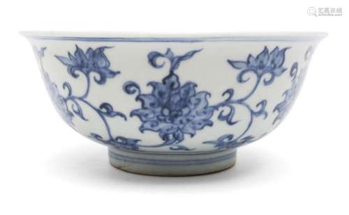 A blue and white porcelain lotus and lingzhi bowl