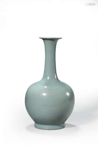 Ru-type long-neck vase 