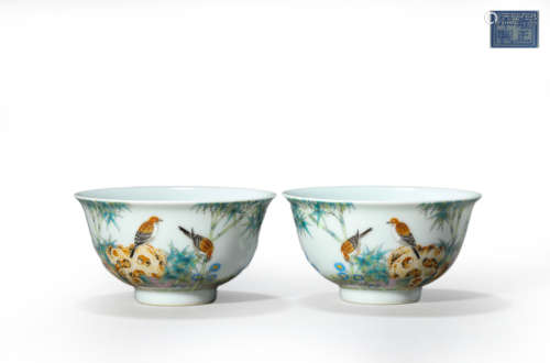 Pair of Falangcai Glaze Bowls, Yongzheng Mark