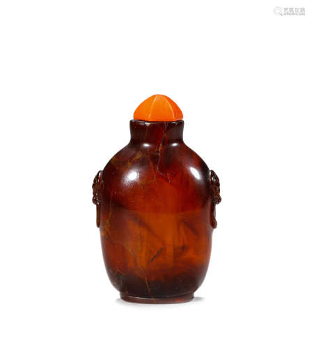 Beeswax Lion-Eared Snuff Bottle