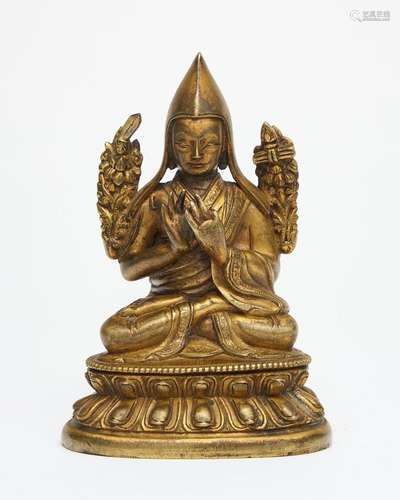 A gilt bronze figure of Tsongkhapa Qing dynasty