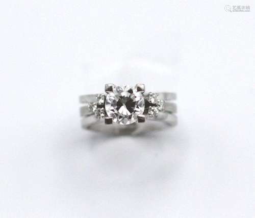 A lady's diamond engagement ring in 10kt white gold