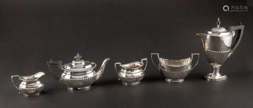 Birmingham - 1904 a sterling silver three piece bachelor's t...