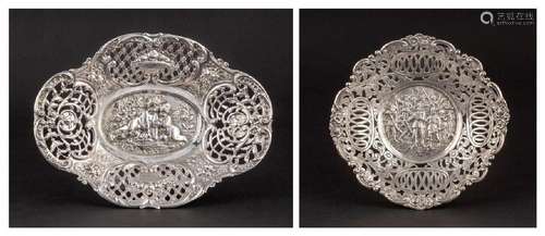 Two 800 standard silver continental dishes, 333 g. (10.7 tro...