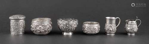 Two Thai silver bowls, 542 g. (17.4 troy oz.)