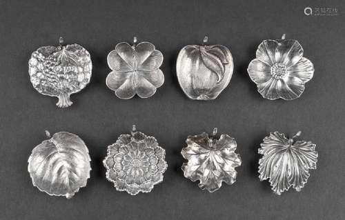 A set of eight Italian small dishes with the mark of Ginamar...