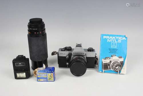 A Praktica MTL 5 35mm camera with Pentacon Auto 1.8/50 lens,...