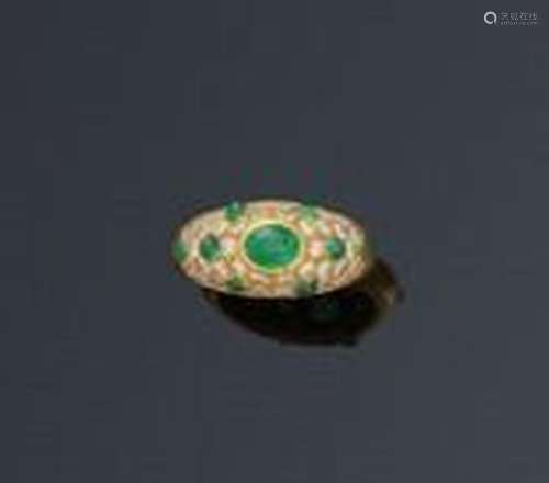 CARTIER, modèle "Corinthe"<br />
Bague jonc en or ...