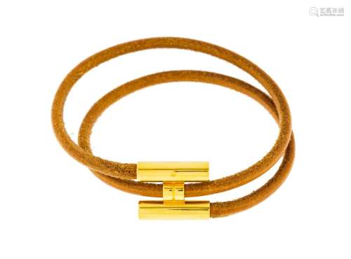 Hermès, bracelet Tournis, H en métal plaqué sur courroie en ...